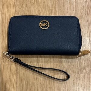 Michael Kors Fulton Wallet